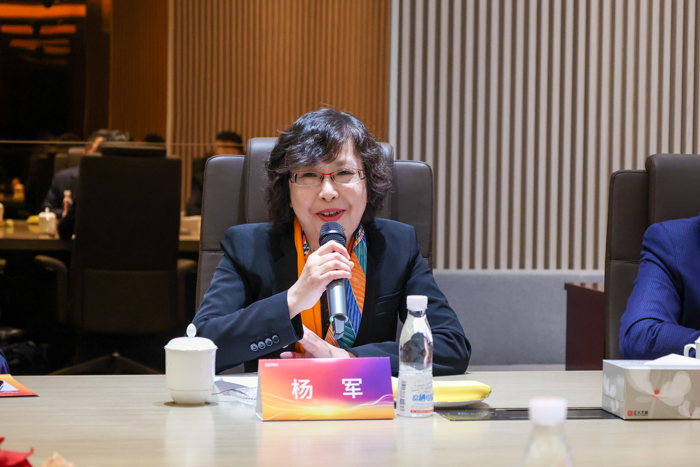 腾博会官网基因副总经理兼临床事业部负责人杨军女士