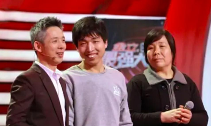 《最强大脑》第3期之“中国雨人” 周玮_ 世界孤独症关注日 | 让来自星星的孩子，不再孤单_腾博会官网基因